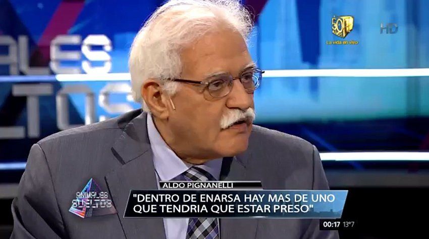 Pignanelli no se quedó con la anécdota del Caballo preso, sino que fue más allá.