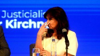 CFK arremetió contra el presidente Javier Milei en el aniversario por Malvinas. CFK arremetió contra el presidente Javier Milei en el aniversario por Malvinas.