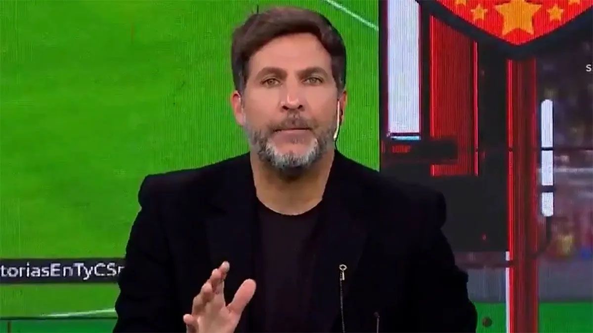 Juan Carlos Toti Pasman se metió en la polémica por la vuelta de Juanfer Quintero a River y adelantó que será el reemplazante de Franco Mastantuono. Juan Carlos Toti Pasman se metió en la polémica por la vuelta de Juanfer Quintero a River y adelantó que será el reemplazante de Franco Mastantuono.