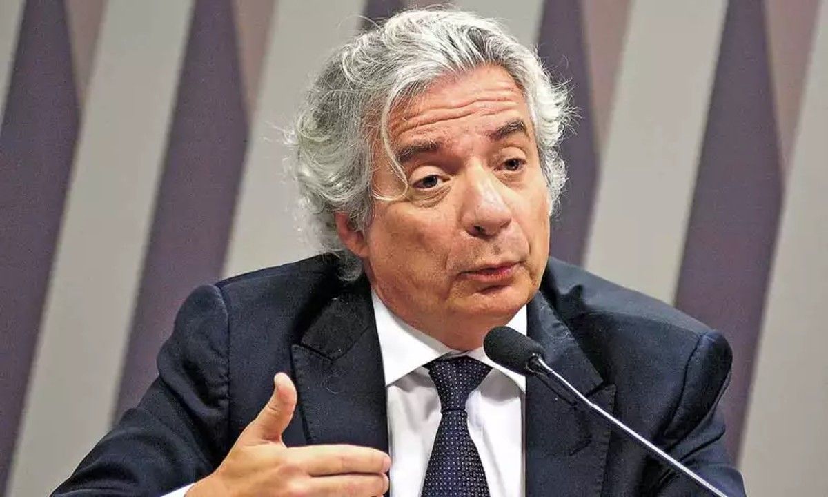 Adriano Pires.