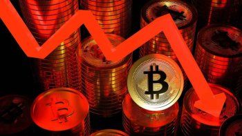 Bitcoin perfora los US$92.000 y el pánico ya domina al mercado cripto