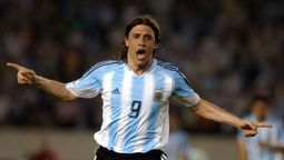 Esa vez que a Hernán Crespo lo lesionó un penal