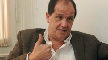 1er papelón de Basteiro como embajador en Bolivia