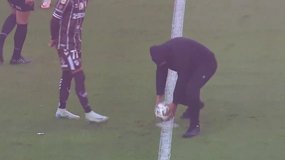 Repudio a Chiqui Tapia con una súbita campaña anti piratería en Huracán-Platense