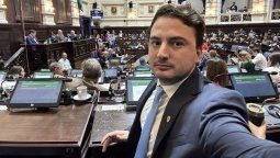 altText(Interna libertaria también en PBA: Agustín Romo en el centro de la polémica y tuits desbarrancando)}