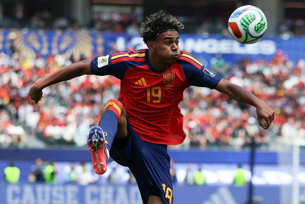 España venció 2 a 1 a Bélgica y está en semifinales