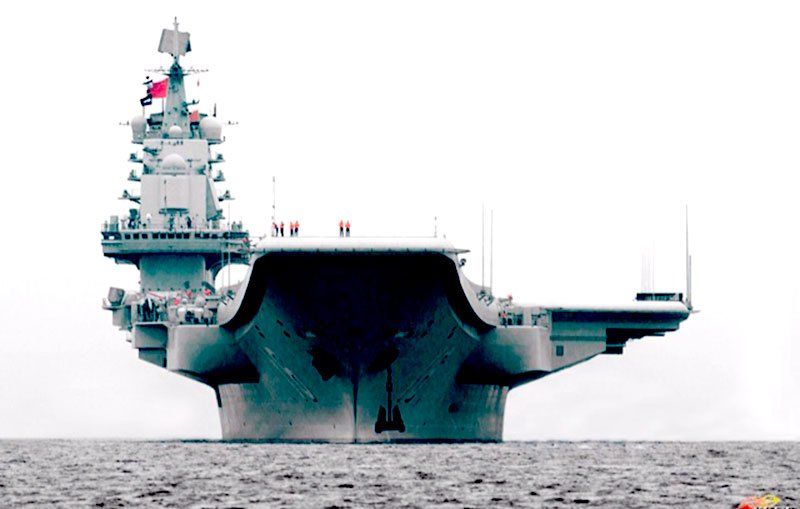 Portaaviones Liaoning, en varias ocasiones se especuló con su arribo a la base rusa en Siria. Todavía no sucedió.