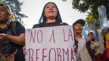 Movimientos sociales y el riesgo de una dictadura popular. Movimientos sociales y el riesgo de una dictadura popular.