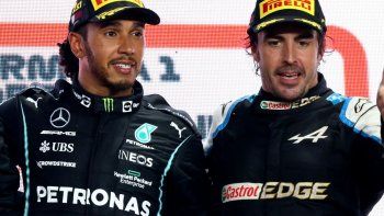 Lewis Hamilton cargó contra Fernando Alonso por el accidente del domingo en Bélgica. Lewis Hamilton cargó contra Fernando Alonso por el accidente del domingo en Bélgica.
