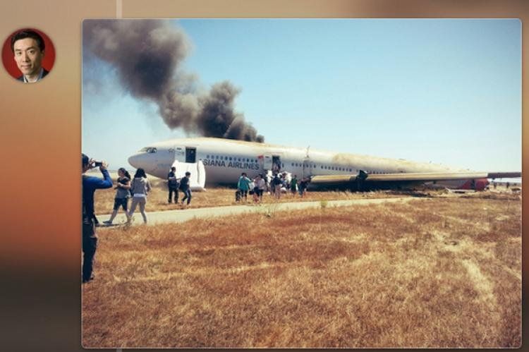 David Eun @ Eunner: El avión se ha estrellado cuando intentaba aterrizar en el aeropuerto Internacional de San Francisco. 291 pasajeros y 16 tripulantes viajaban en el avión 214 que había despegado de Seúl, capital de Corea del Sur.