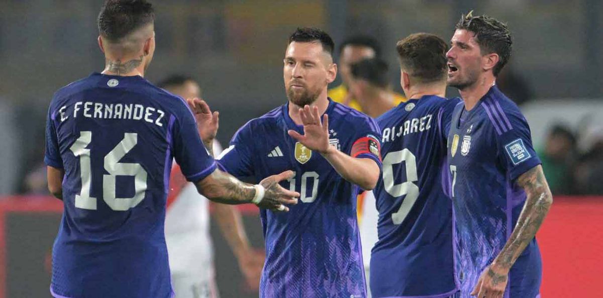 Argentina y Uruguay se transformaron en punteros de estas Eliminatorias para el Mundial 2026 con puntaje ideal sin ningún tipo de discusiones. (Foto: Noticias Argentinas/CONMEBOL)