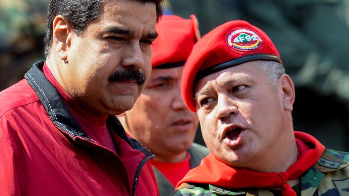 Diosdado Cabello: Maduro se prepara para la "lucha armada" contra Trump 