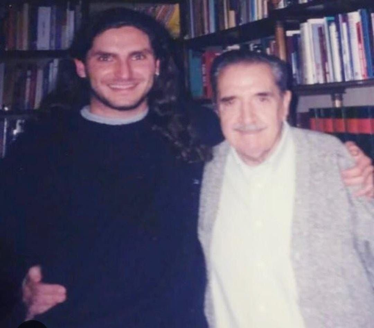 Pullaro junto a su referente, Alfonsín, el padre de la democracia. Pullaro junto a su referente, Alfonsín, el padre de la democracia. 