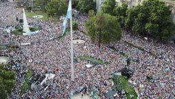 altText(Macri se despidió reclamando a su espacio el rol de líder opositor)}