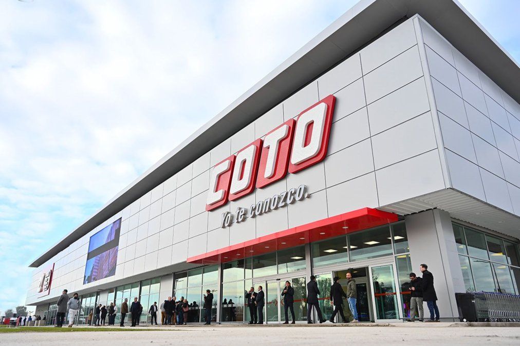 Coto alertó sobre estafa que ofrece descuentos falsos en su nombre. Coto alertó sobre estafa que ofrece descuentos falsos en su nombre.