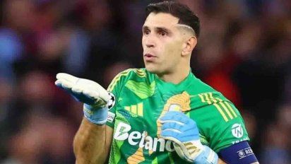 El Dibu Martínez va por la hazaña ante el PSG y en Francia le piden un psiquiatra