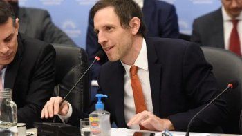 Alberto Nanzer presentó su renuncia y ya son más de 150 salidas en el gobierno de Javier Milei. Alberto Nanzer presentó su renuncia y ya son más de 150 salidas en el gobierno de Javier Milei.