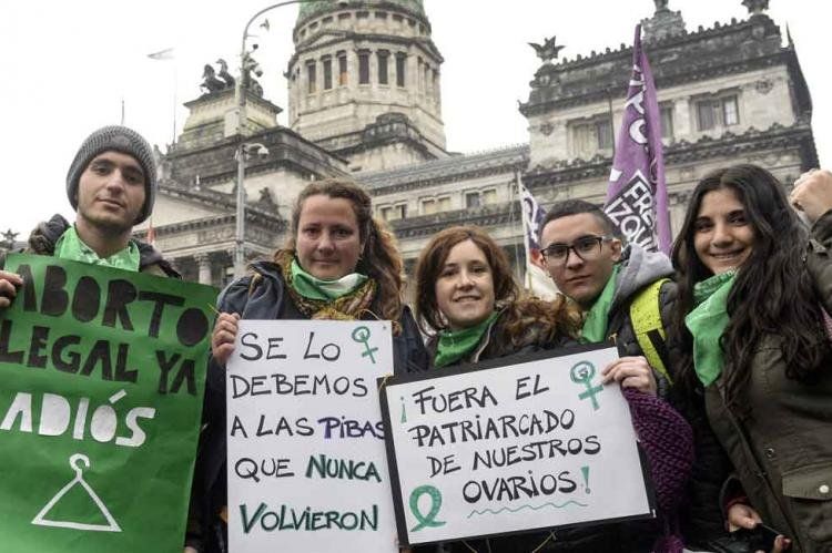 marcha aborto.jpg