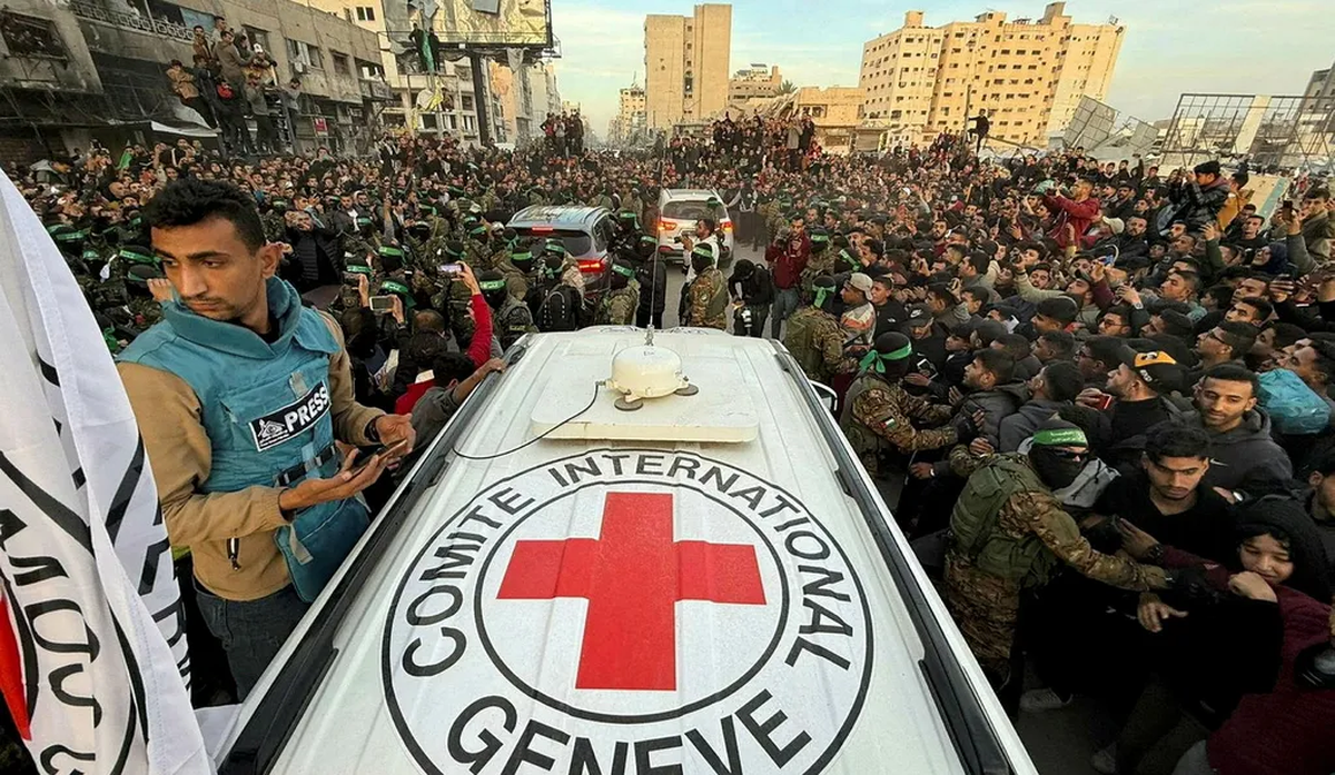 Cruz Roja Internacional en la liberación de rehenes en Gaza. Cruz Roja Internacional en la liberación de rehenes en Gaza.