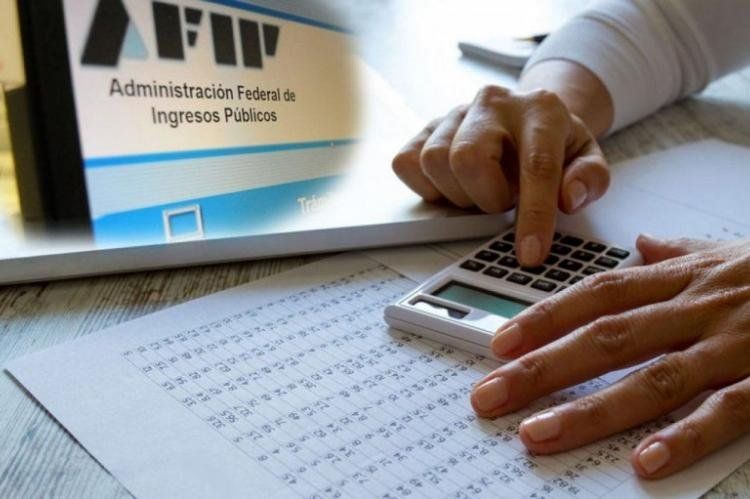 Según la jefa de la AFIP,  la idea es gravar más a aquellos sectores de mayor capacidad contributiva y ampliar la base de los impuestos progresivos en la Argentina.