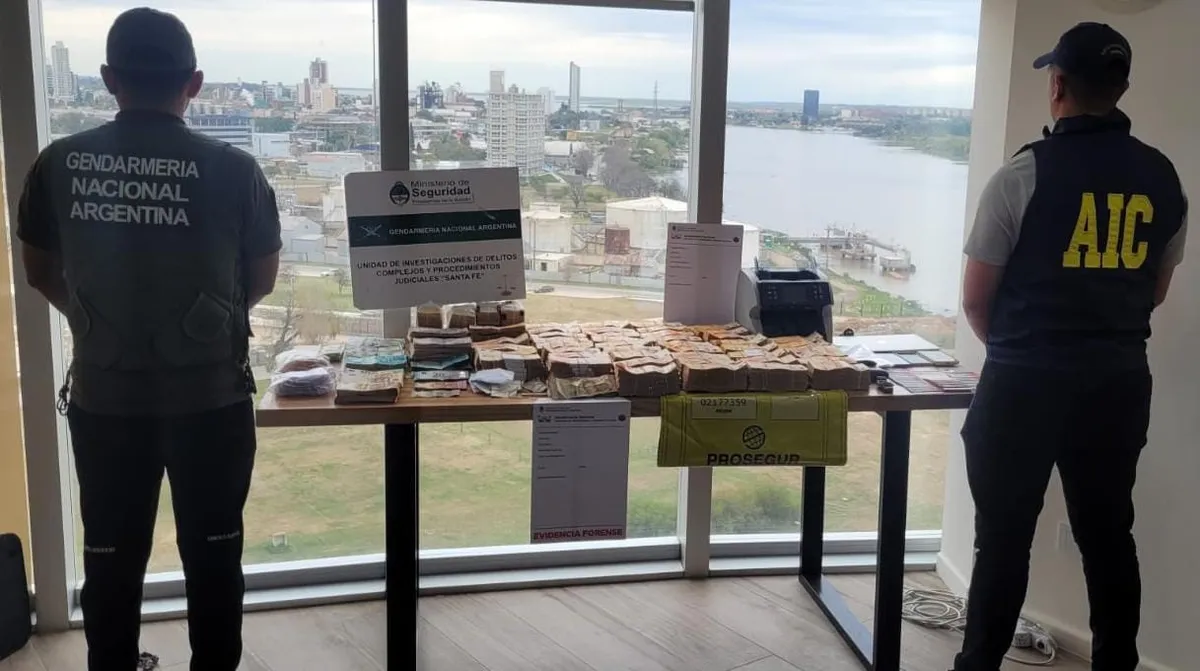 La cueva financiera fue descubierta el pasado 12 de septiembre en el Puerto de Santa Fe. La cueva financiera fue descubierta el pasado 12 de septiembre en el Puerto de Santa Fe.