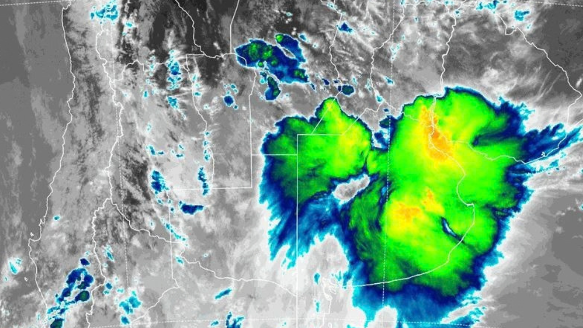 Estalla la tormenta y el SMN activa varios avisos a corto plazo: Dónde y qué se advierte