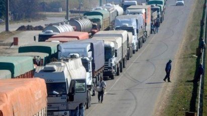 Sin gasoil: Camioneros multiplican cortes de ruta en Córdoba