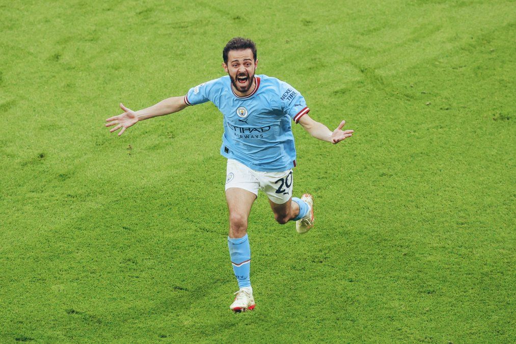 Bernardo Silva aparece cada vez más cerca del Atlético de Madrid, donde Diego Simeone busca un golpe de jerarquía tras su salida del Manchester City.