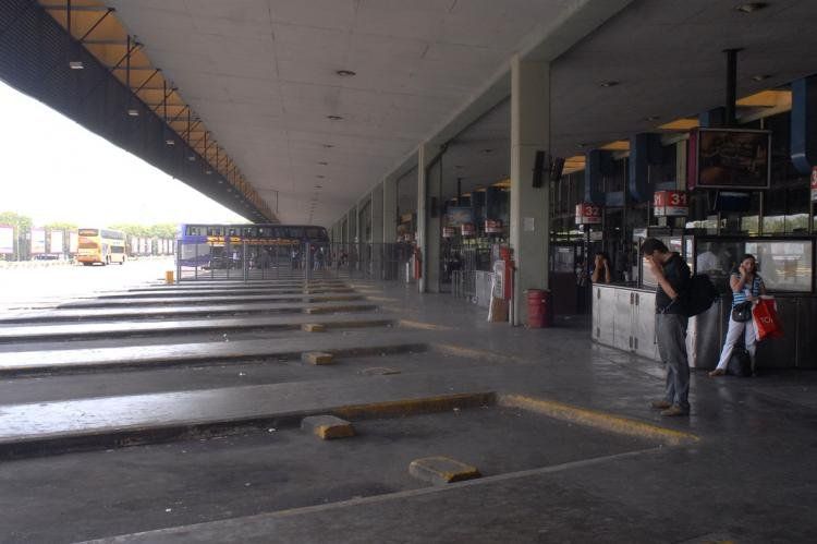 La medida de fuerza afectará a los servicios de larga distancia