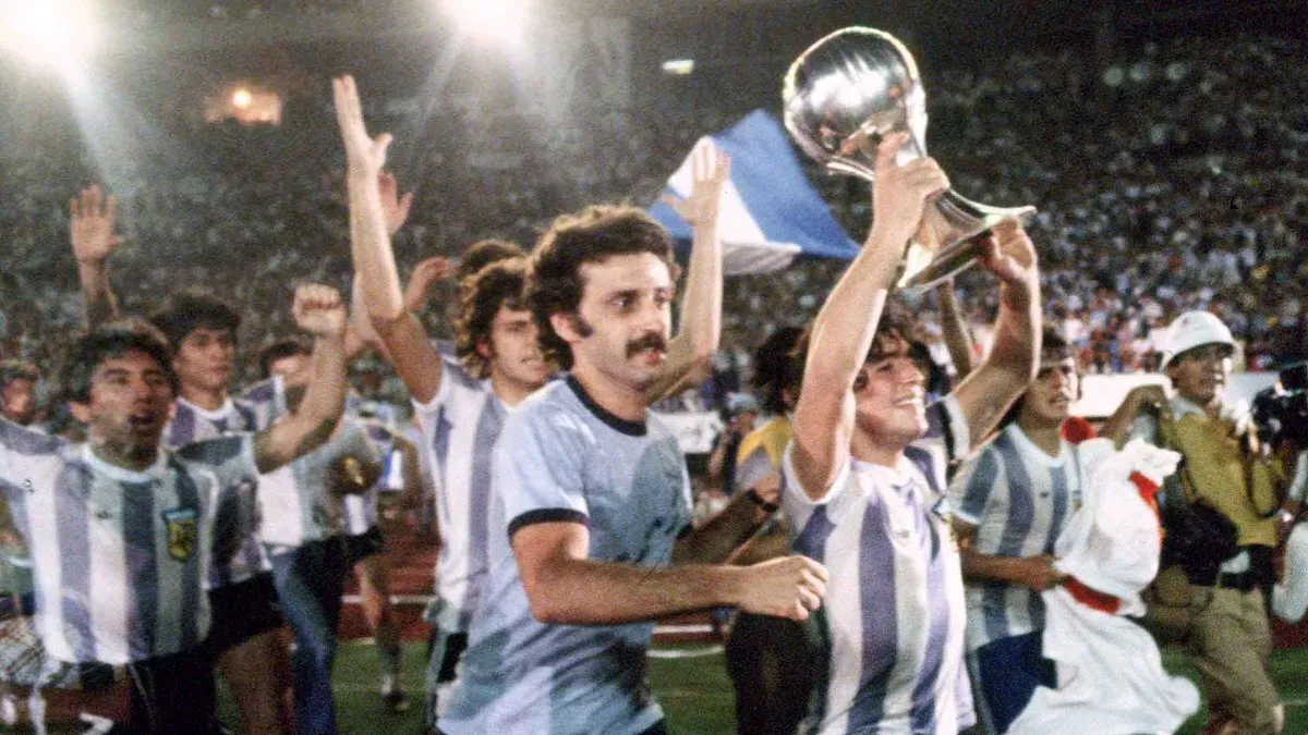 maradona japon 1979 2.webp