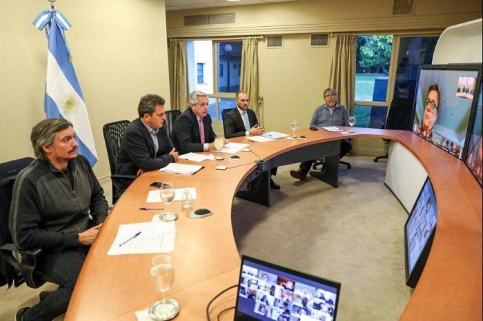 Massa y los jefes de bloque se reunirán con el Presidente de la nación por videoconferencia.