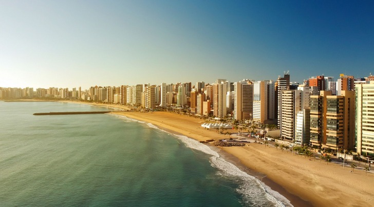Fortaleza es uno de los destinos más bellos de Brasil. Fortaleza es uno de los destinos más bellos de Brasil.
