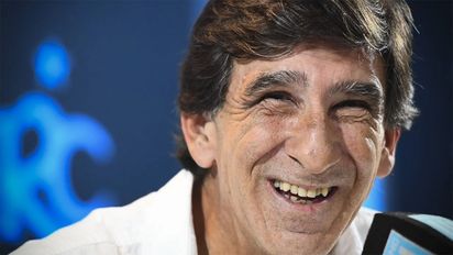 Gustavo Costas chicaneó a Carlos Tevez tras el clásico: 