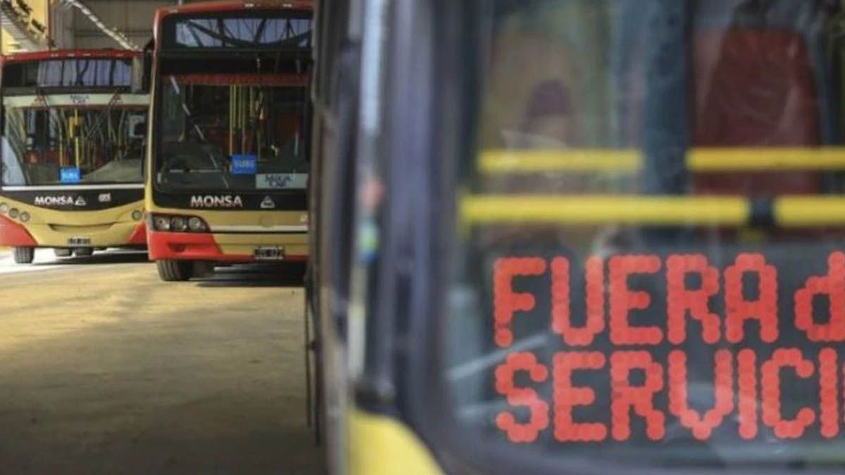 Córdoba se queda sin colectivos el miércoles. 
