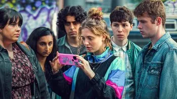 La miniserie de 8 capítulos que tiene a medio mundo atrapado