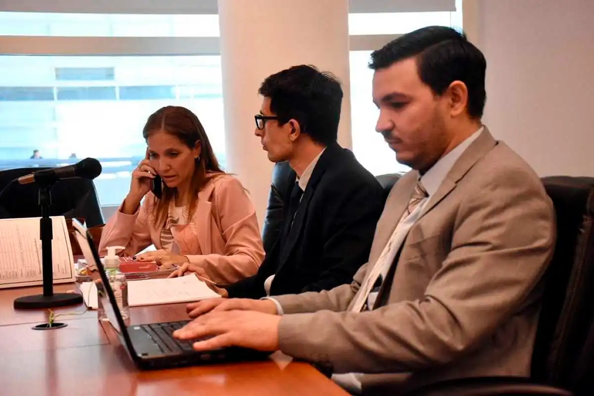 El abogado Maximiliano Orpianessi, representa a la familia de la víctima. Foto: Diario Río Negro.