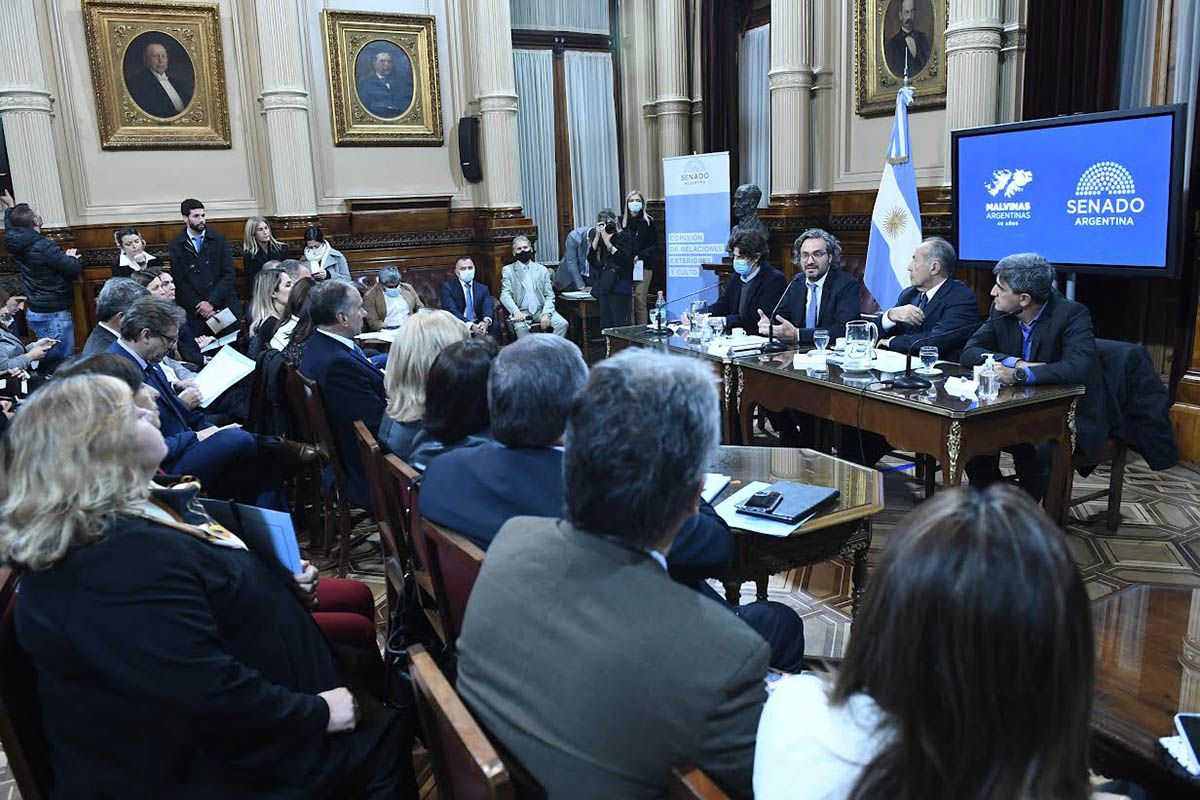 Santiago Cafiero en la comisión de Relaciones Exteriores del Senado. (Foto: Prensa Senado)