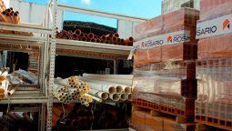 La venta de insumos para la construcción no para de caer, y no ven reactivación en el sector.