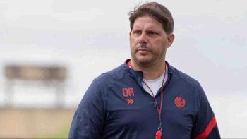 JulioLopardo, presidente interino de San Lorenzo, le ganó una disputa a MarceloMoretti y designó a Damián Ayude como el reemplazante de Miguel Ángel Russo. JulioLopardo, presidente interino de San Lorenzo, le ganó una disputa a MarceloMoretti y designó a Damián Ayude como el reemplazante de Miguel Ángel Russo.