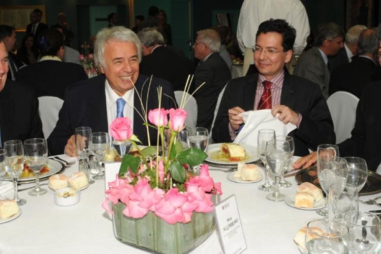 de la sota embajadores.jpg