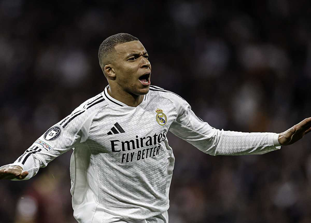 Mbappé marcó un hat-trick Mbappé marcó un hat-trick