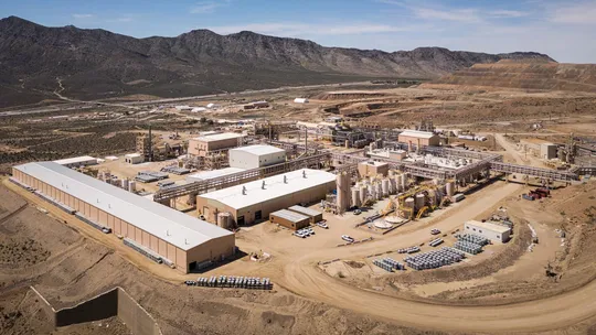 Caen las acciones de tierras raras. Caen las acciones de tierras raras.