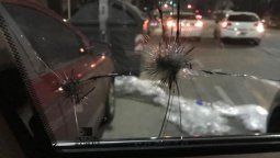 altText(No fue balacera: El auto de Espert recibió 