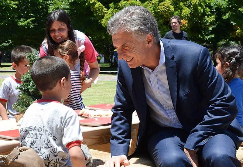 El monto actual de la AUH es de  $1.578 por cada niño de hasta 18 años y llega a un universo de alrededor de 400 mil beneficiarios. Foto: NA.