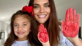 Veruzhka Ramírez, la ex Miss Venezuela que lucha contra el bullying, junto a su hija Sofía. Veruzhka Ramírez, la ex Miss Venezuela que lucha contra el bullying, junto a su hija Sofía.