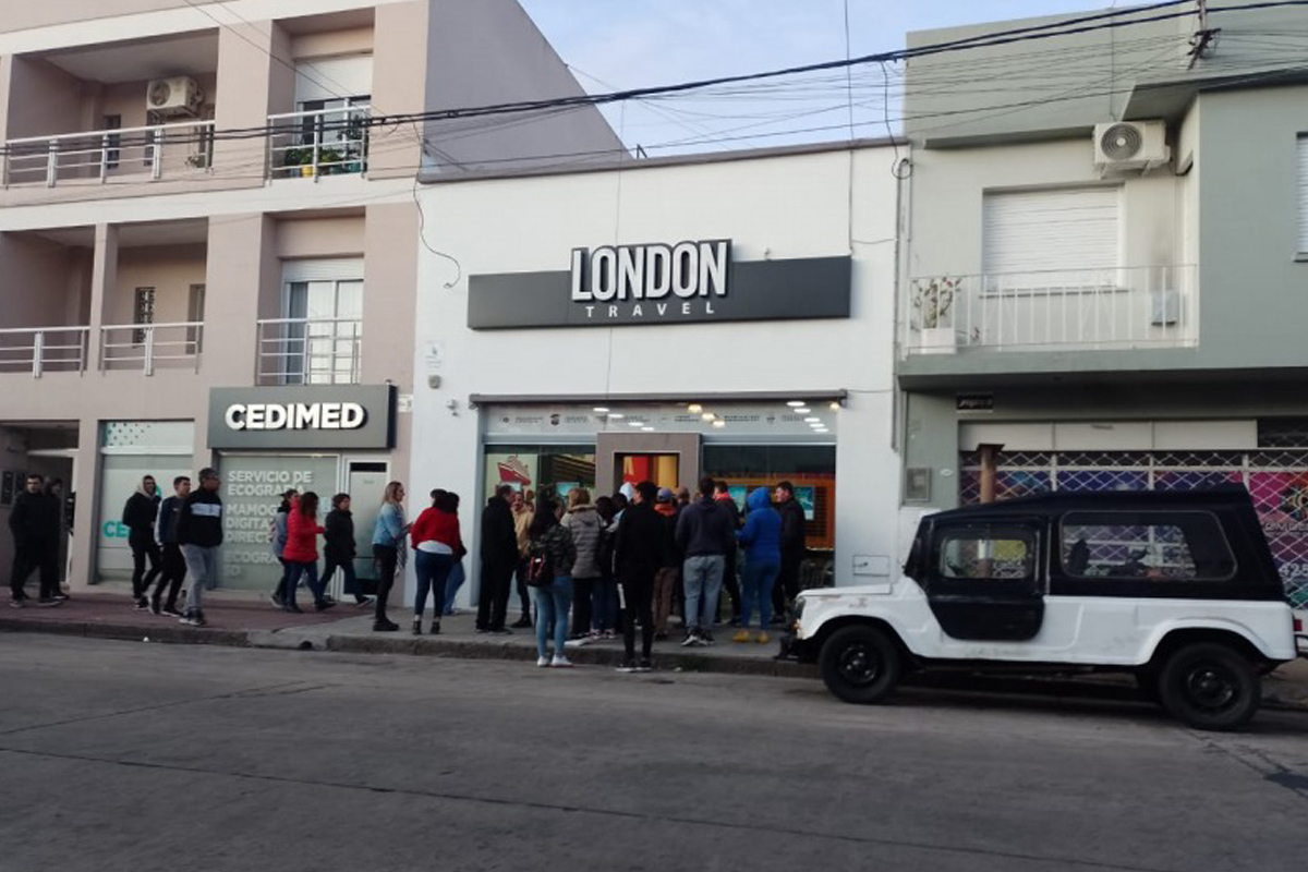 Le quitaron la licencia de venta de viajes de egresados a London Travel. Le quitaron la licencia de venta de viajes de egresados a London Travel.