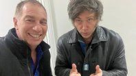 Diego Santilli con Javier Milei. Diego Santilli con Javier Milei.