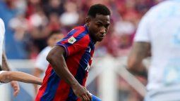 Jhohan Romaña enciende las alarmas en San Lorenzo