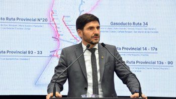 El Gobierno Santa Fe mandó este miércoles al Senado el proyecto de reforma previsional. El mensaje declara la emergencia inmediata y cambios para los jubilados. El Gobierno Santa Fe mandó este miércoles al Senado el proyecto de reforma previsional. El mensaje declara la emergencia inmediata y cambios para los jubilados.