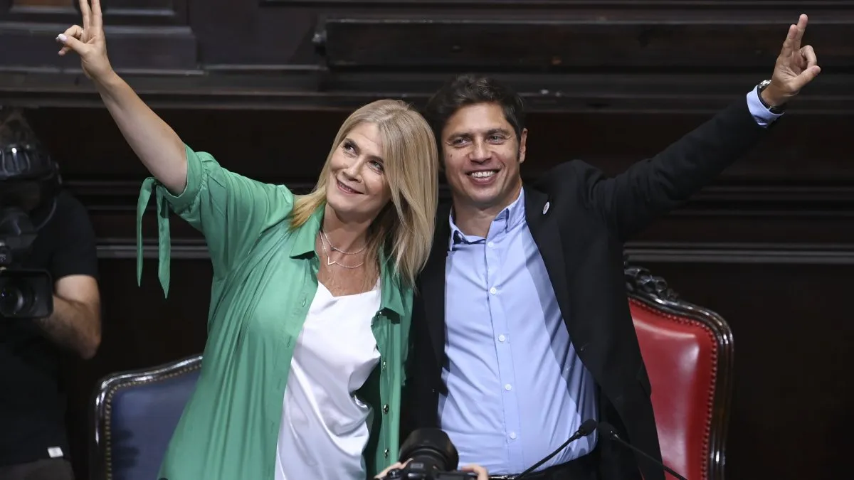 Verónica Magario sigue siendo el 'rostro mostrable' de La Matanza. Aquí junto a su socio, Axel Kicillof. Verónica Magario sigue siendo el 'rostro mostrable' de La Matanza. Aquí junto a su socio, Axel Kicillof.